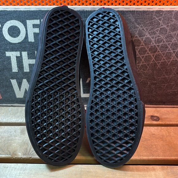 Vans Women's Era in Black/Black - Picture 7 of 8